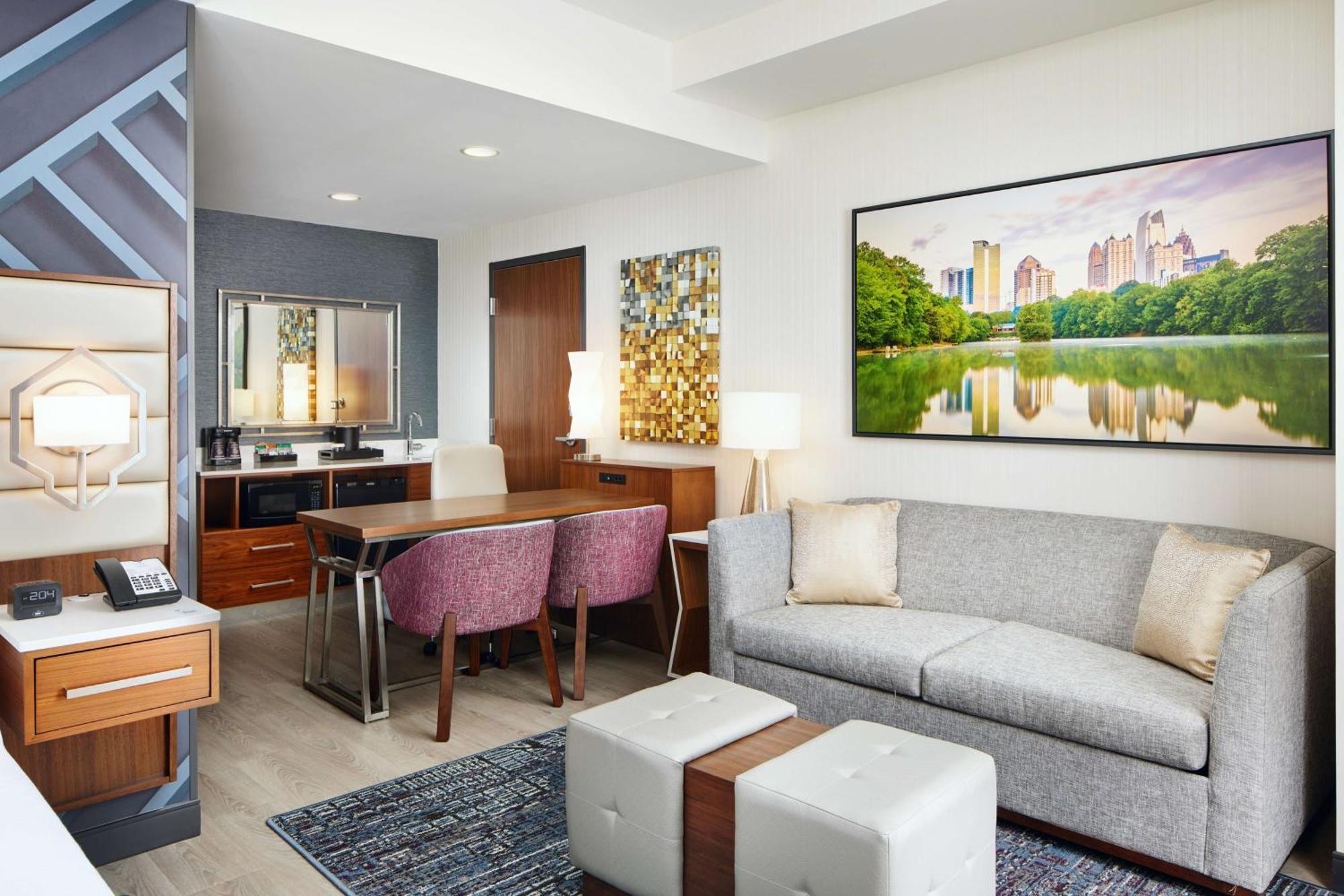 Embassy Suites By Hilton Atlanta Airport North Hapeville エクステリア 写真